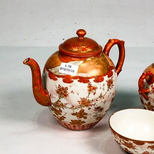 Juego de Porcelana Oriental: Tetera, Azucarero y Taza - imagen 3