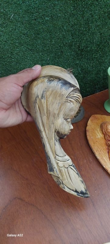 Colección de artículos decorativos y útiles - imagen 5