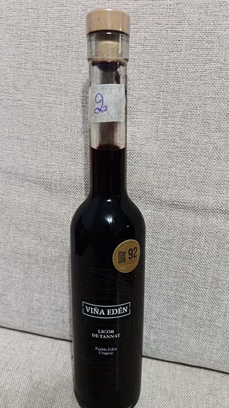 Licor de Tannat Viña Edén Botella 750ml Uruguay