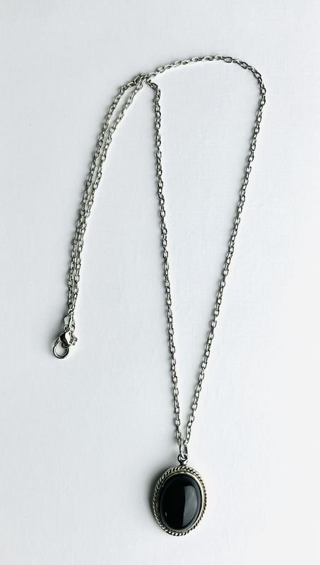 Lote anterior: Colgante para dama con cadena fina - Joyas y Accesorios