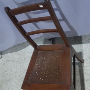 Silla de Cedro Estilo Clásico - imagen 2