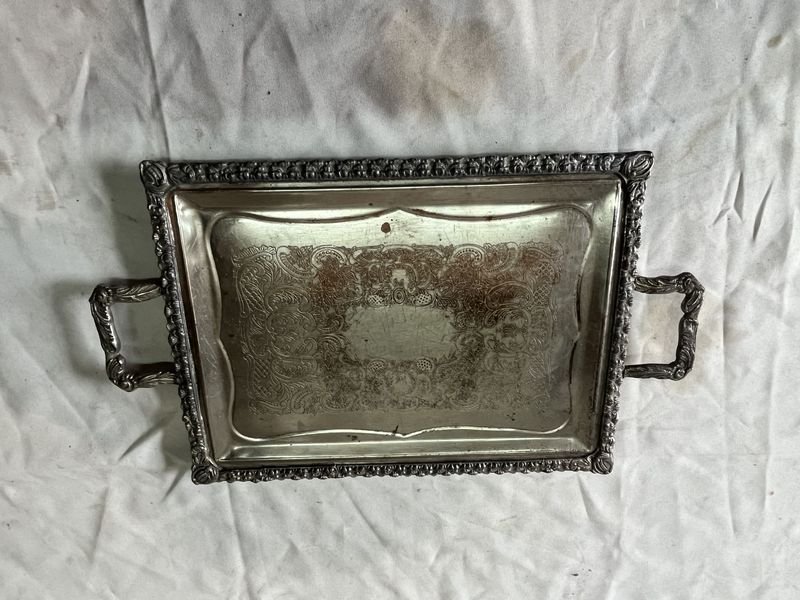 Lote anterior: Centro de mesa o despojador de platina velicar mold sterling