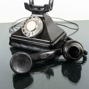 Teléfono Antiguo de Disco Negro - Pieza de Colección - imagen 2