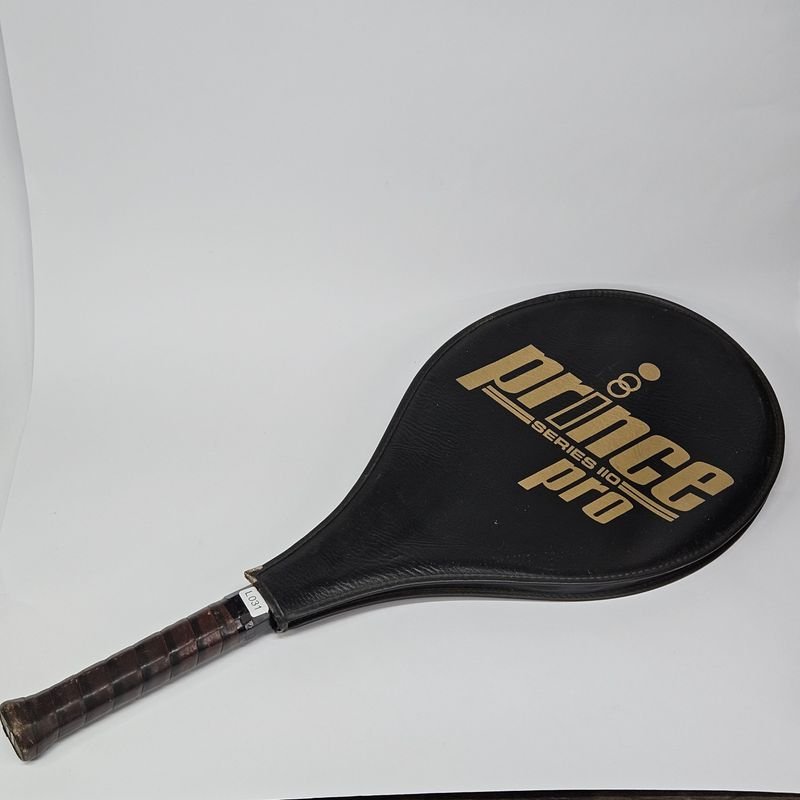 Lote siguiente: Raqueta de Tenis Prince con Estuche