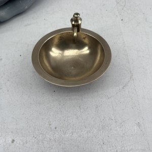 Despojador o Jabonera con Forma de Bachita con Canilla de Bronce - imagen 5