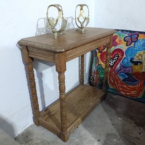Lote anterior: Mesa de Arrimo Recibidor Roble Macizo con Estante Inferior