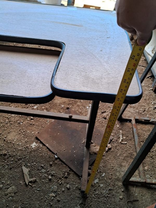 Escritorio estructura metálica y superficie de madera para oficina - imagen 2