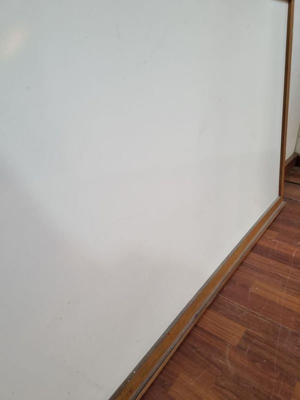Pizarra Para Marcadores Blanco y Madera - imagen 3