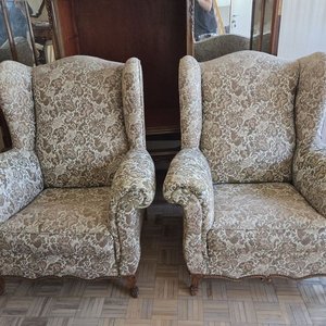 Lote siguiente: Par de Sillones Bergere Franceses Tapizados en Brocato