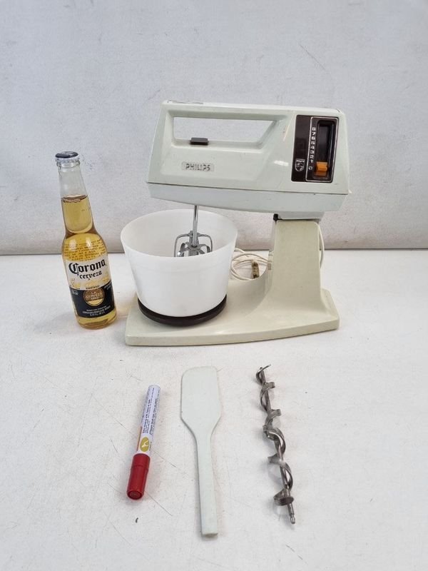 Batidora de Pie Vintage Philips con Bol y Accesorios - Color Crema
