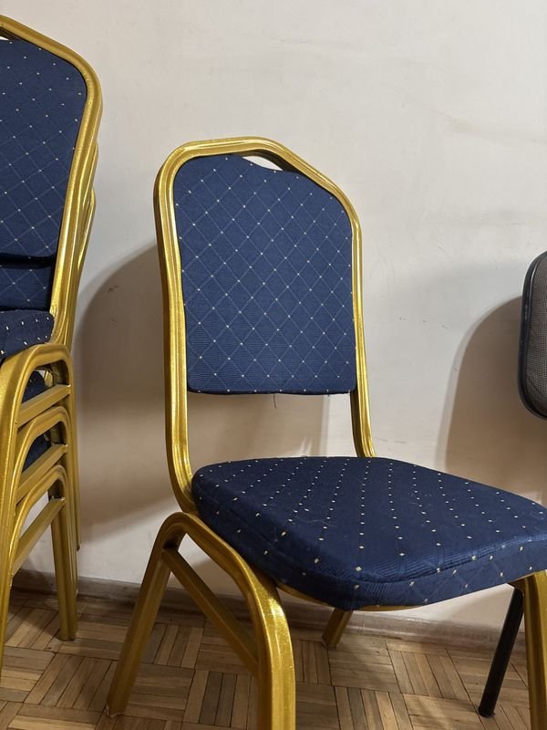 Sillas Apilables Modernas de Diseño Azul y Metal - imagen 8