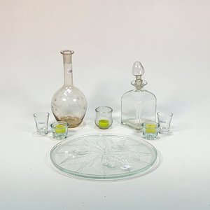 Juego de Cristalería y Decoración de Vidrio: Botellón, Decantador, Bandeja y Vasos - imagen 1