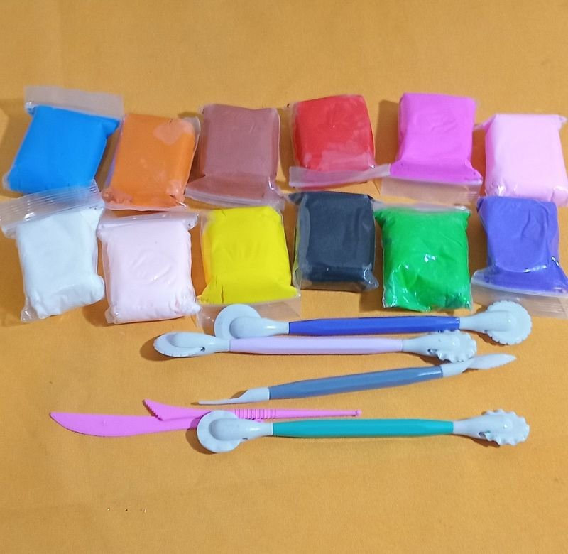 Masa para moldear multicolor y herramientas