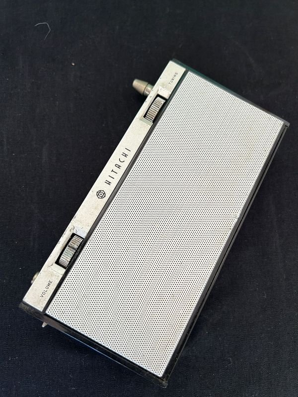 Radio Chica Hitachi Japonesa Completa y Andando Impecable - imagen 4