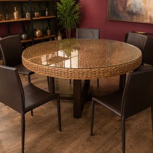 Lote siguiente: Juego de Comedor: Mesa Circular Fibra Natural y 6 Sillas Tapizadas