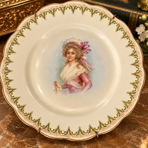 Lote anterior: Plato de Porcelana Limoges Francia con Retrato de Dama y Filetes Dorados