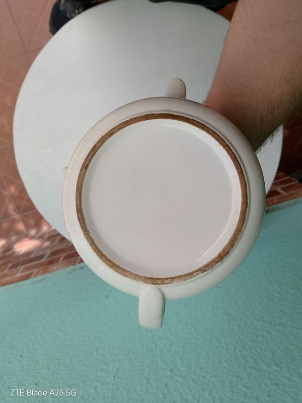 Tetera y azucarero de cerámica blanca - imagen 2