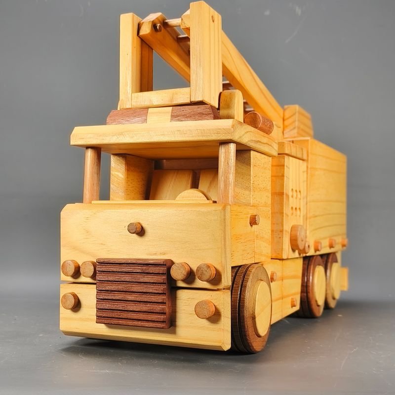 Camión de madera Montessori YKE ind. Uruguaya - imagen 2