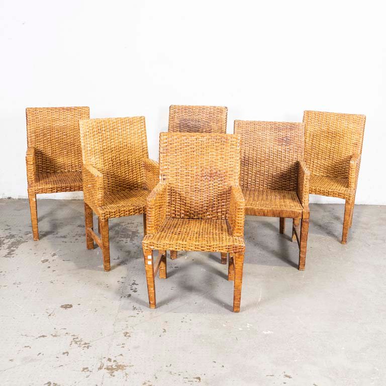Lote anterior: Sillas de madera y mimbre para sala de estar