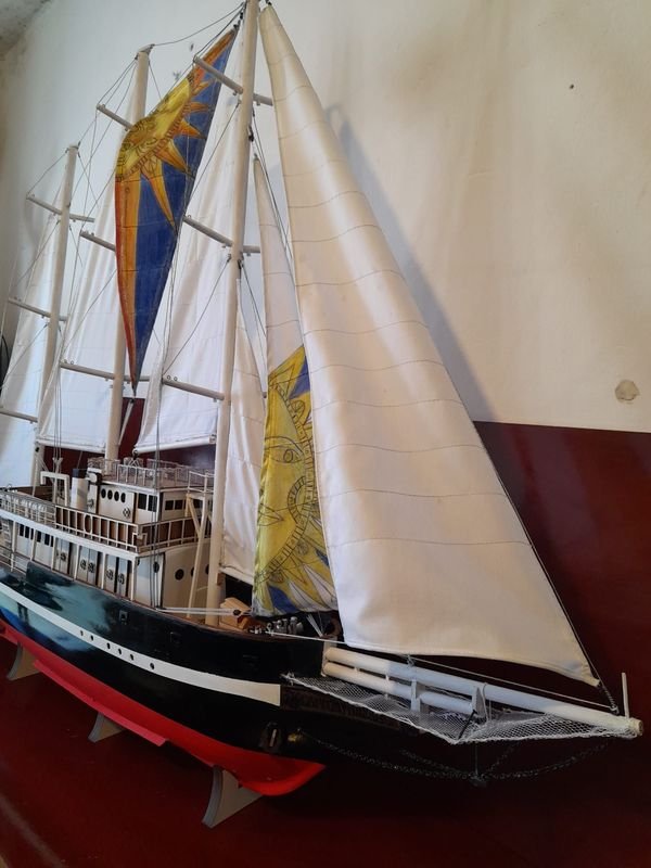 Item 856270 - Image 8