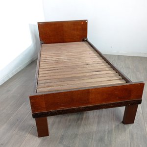 Cama de 1 Plaza en Cedro con Detalles de Uso - imagen 2
