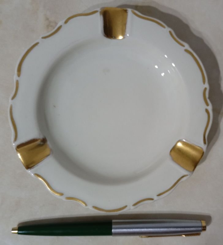 Lote anterior: Cenicero de Porcelana ALEMANA; Gerold Bavaria. Sellado - Detalles y características