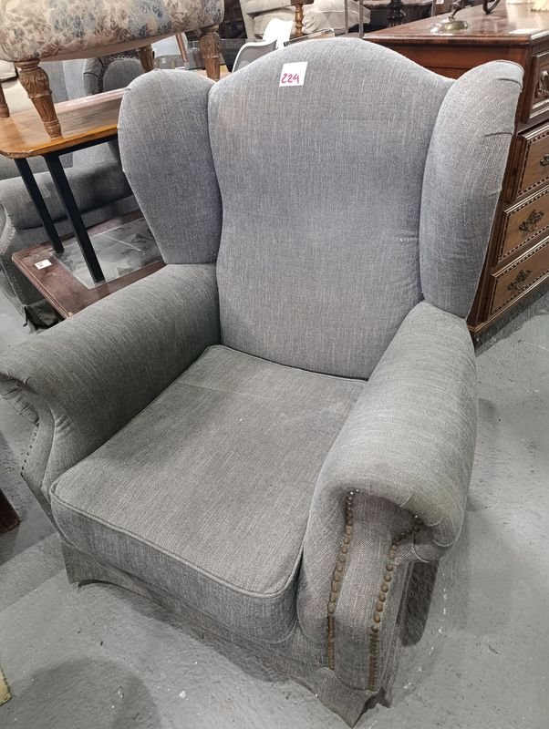 Sillón Bergere Gris Tapizado