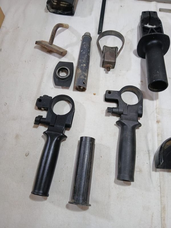 Lote de Accesorios para Herramientas Eléctricas: Agarres, Guías y Protecciones