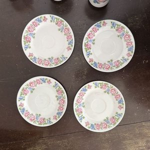 Juego de 6 Tazas y Platos de Porcelana China con Diseño Floral - imagen 7
