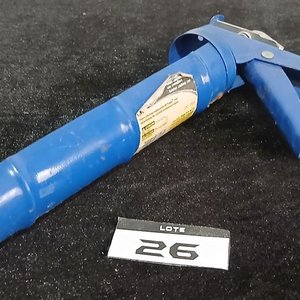 Lote de Herramientas: Cinta Métrica, Nivel, Pistola Calafateadora y Selladores - imagen 5