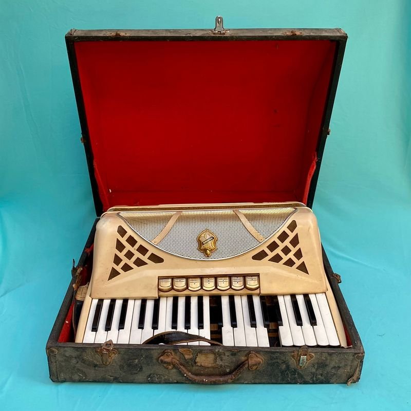 Item 867935 - Image 0