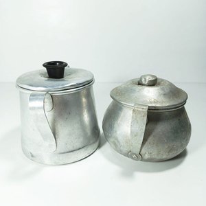 Dos Azucareros Antiguos de Aluminio - imagen 4