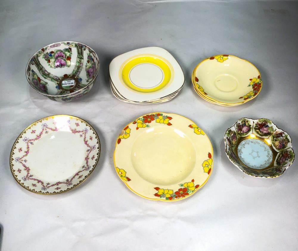 Conjunto de 11 Piezas de Porcelana: Platos y Compoteras Vintage