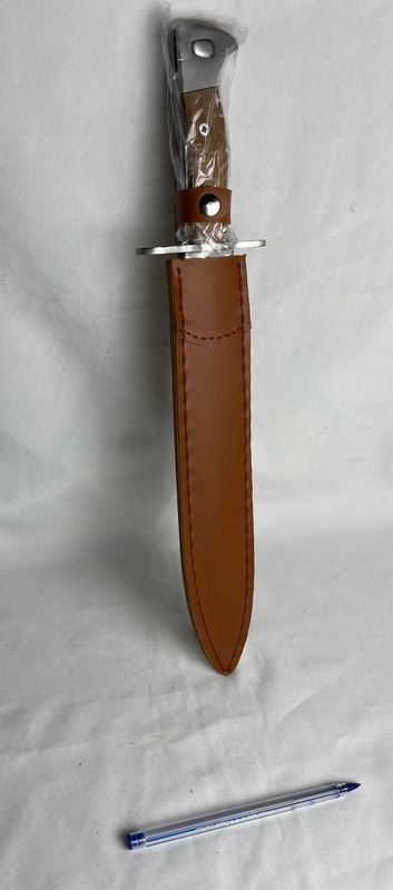 Bayoneta de Acero con Estilo Clásico - imagen 2