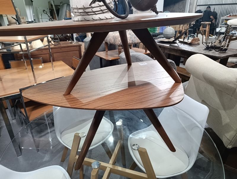 Mesa Ratona Moderna de Madera