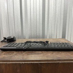 Teclado y Mouse Lenovo Negros con Cable - imagen 2