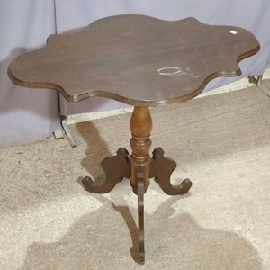 Mesa de Sala Victoriana Estilo Trípode - imagen 2