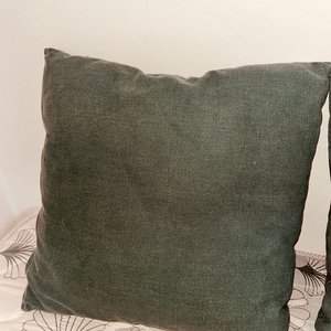 3 Almohadones Verdes Oscuros 40x40 cm - imagen 3