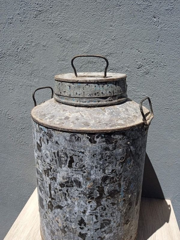 Item 884218 - Image 1