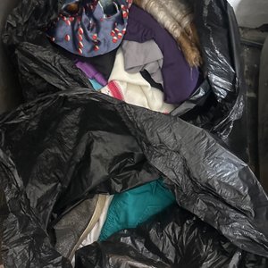 Lote siguiente: Lote de Ropa y Calzado Variado