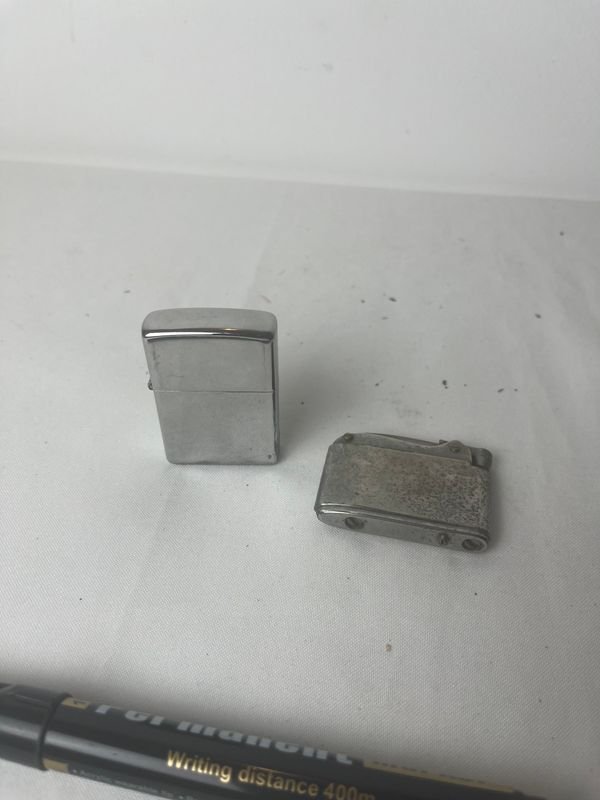 Par de encendedores para fumar - imagen 7
