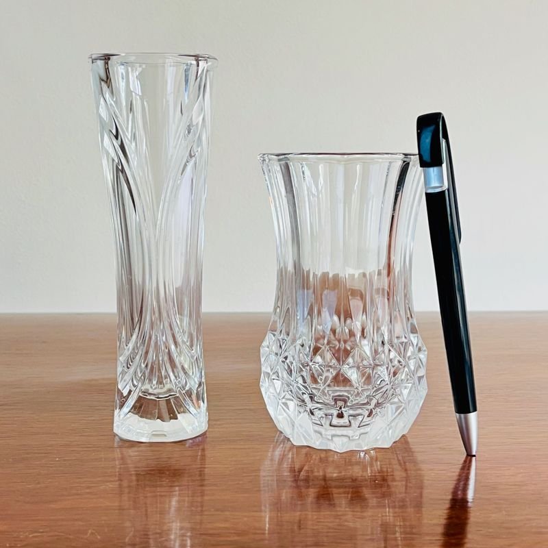 Juego de 2 Floreros Antiguos Europeos de Cristal Tallado