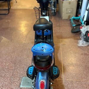 Moto Eléctrica K MAX 350 Azul con Canasto Frontal - imagen 6