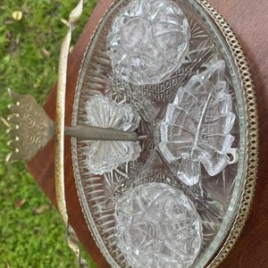 plato dividido o copetinero en cristal mayell de 30 cm con tenedor soporte en acero inox. Alhajeros en cristal con diferentes figuras en su interior (5 piezas) - imagen 2
