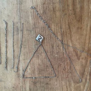 Lote anterior: Lote de Cadenas y Adorno con Incrustaciones de Piedras