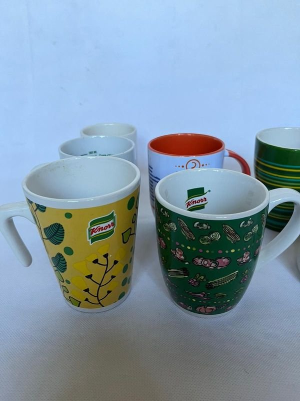 Colección de Tazas y Vasos Coloridos - imagen 3