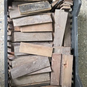 18 Cajones con Parquet de Lapacho Usado - imagen 2