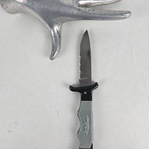 Lote siguiente: Navaja de Bolsillo "Stainless W.L.U.S.A."