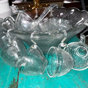 Ponchera de Vidrio Transparente con 12 Pocillos y Cucharón - imagen 2