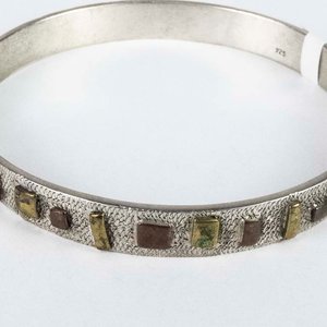 Pulsera Esclava de Plata Chapeada con Detalles Metálicos - imagen 2
